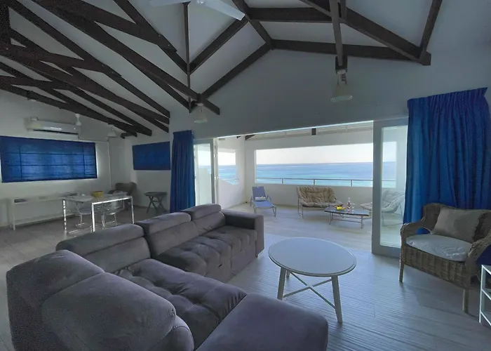 Vallonend Beachfront With Excellent View Bel Ombre
