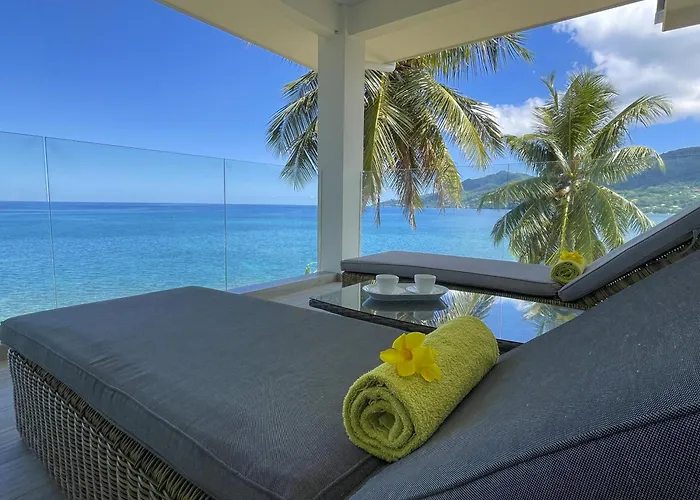 Vallonend Beachfront With Excellent View Bel Ombre